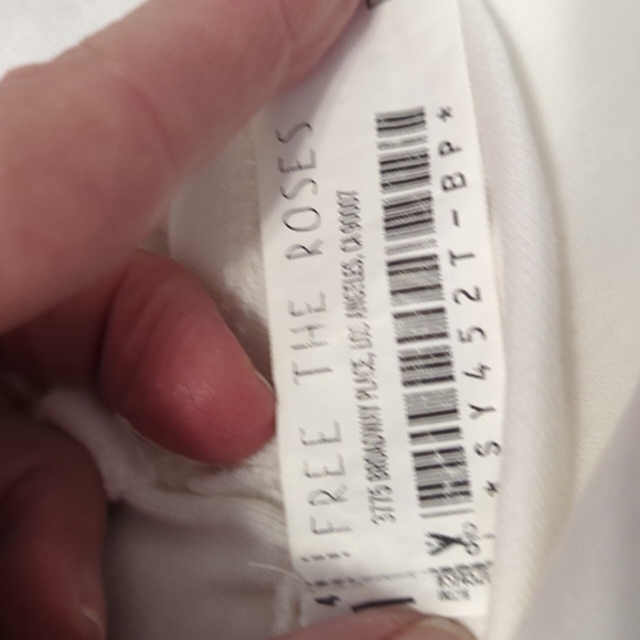 Long sleeve top with grommets lacing - Picture 4 of 5